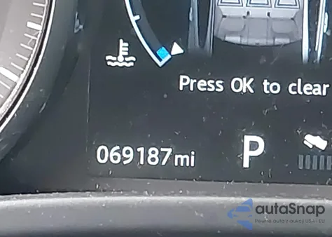 2017 Jaguar Xe Premium из США, поврежденный, VIN SAJAD4BG0HA972053